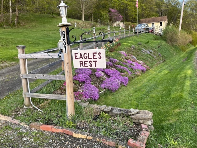 Eagles Rest sign at the base of the driveway